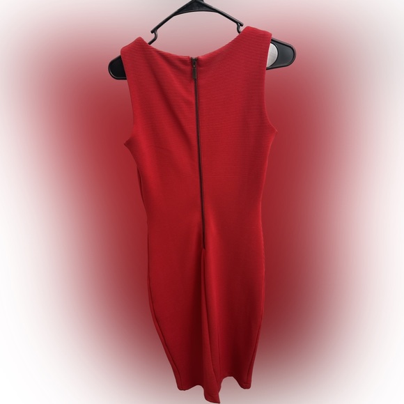 Eva Longoria Red midi dress - Picture 3 of 3